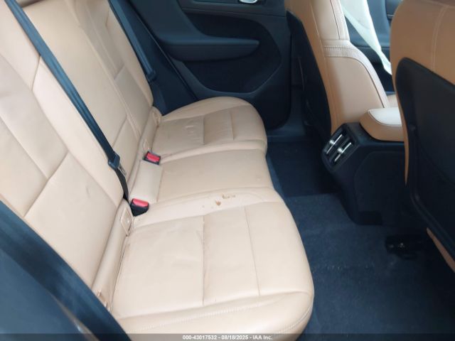 2022 VOLVO XC40 YV4AC2HL5N2650487 Photo 7