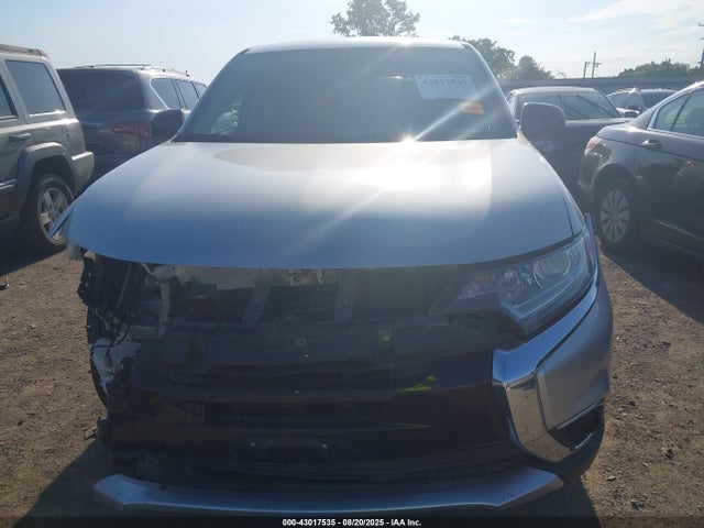 Mitsubishi mivec 2018 JA4AD2A3XJZ052613 Image 13