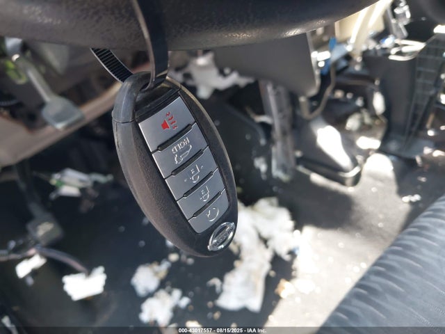 JN8AT2MT3HW148152 Nissan 2017