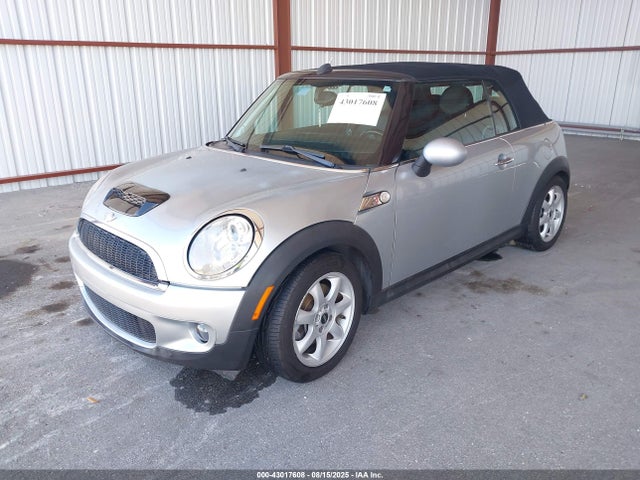 2010 MINI COOPER S WMWMS3C51ATY08732 Photo 1