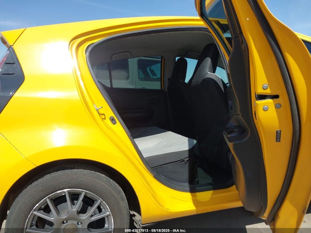 JTDKDTB31F1094303 Toyota 1nz-fxe+1lm