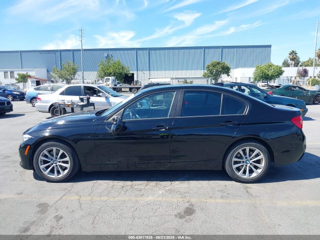 WBA8A9C51GK617639 BMW 320i