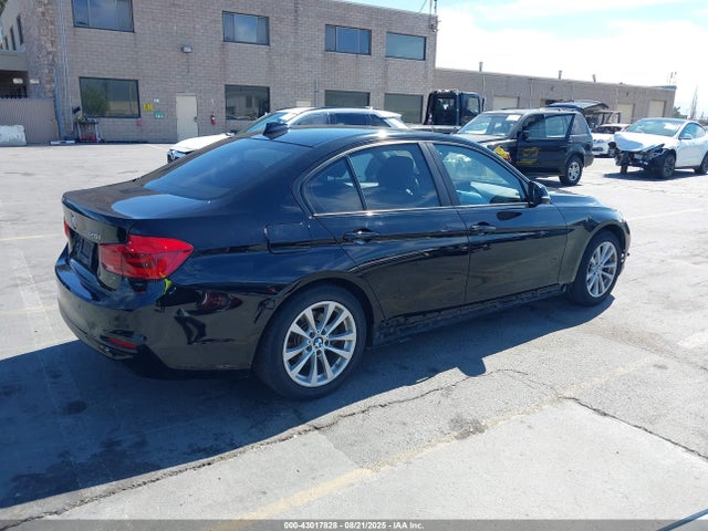 WBA8A9C51GK617639 BMW 320i