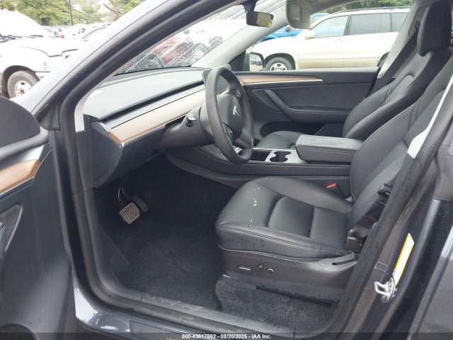 Tesla Model Y 2023 7SAYGDEE9PF686368 Image 5