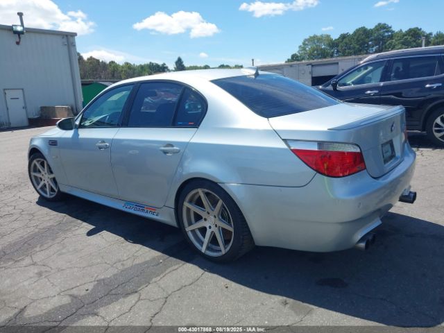 2006 BMW M5 WBSNB93516B582451 Photo 2