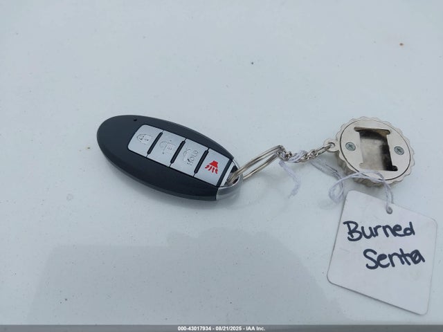 3N1AB8CV8MY261492 Nissan Sentra