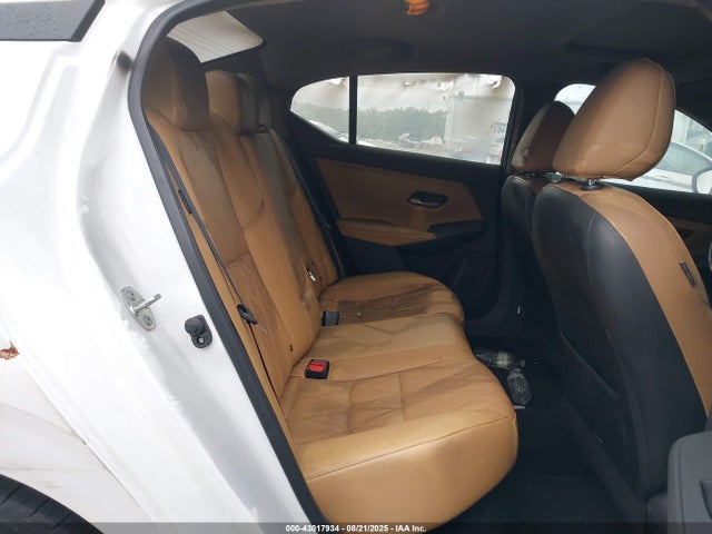 3N1AB8CV8MY261492 Nissan Sentra