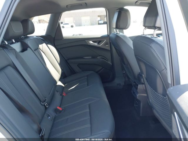 2024 AUDI Q4 E-TRON WA1MUBFZ7RP051310 Photo 7