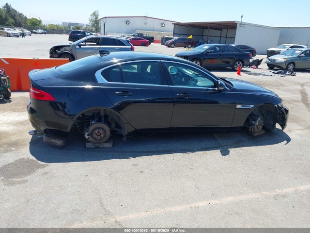 Jaguar aj20p 2019 SAJAR4FX2KCP52856 Image 13