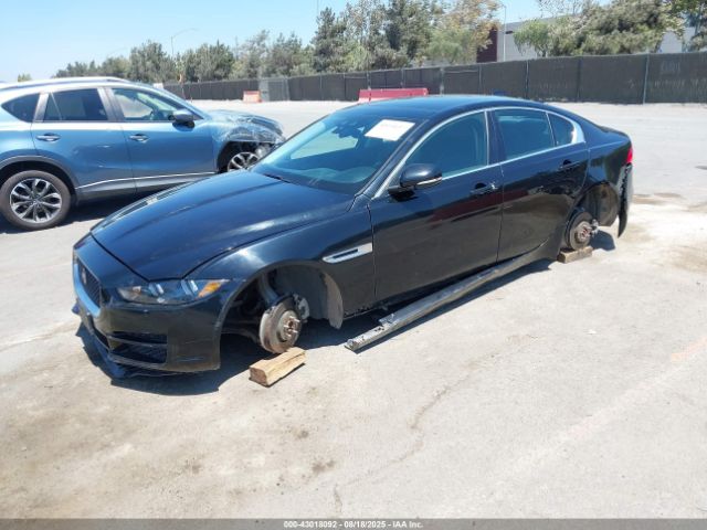 2019 JAGUAR XE SAJAR4FX2KCP52856 Photo 1