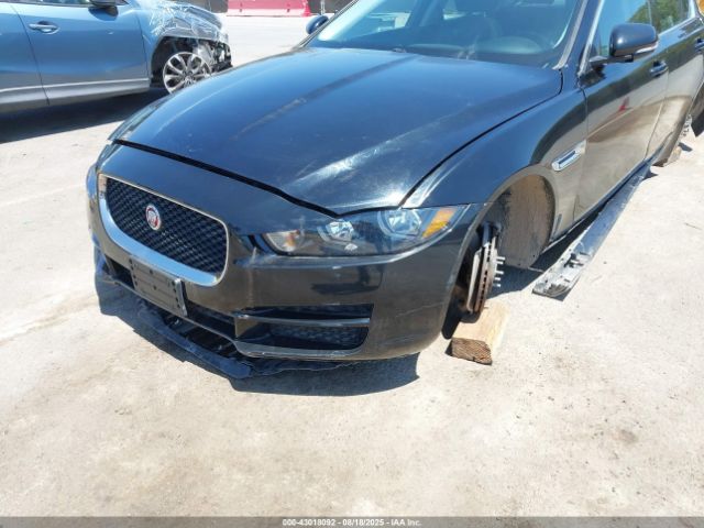 2019 JAGUAR XE SAJAR4FX2KCP52856 Photo 5
