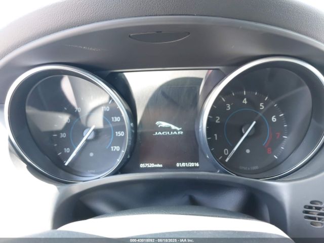 2019 JAGUAR XE SAJAR4FX2KCP52856 Photo 6