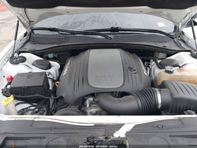 Chrysler 300 2020 2C3CCABT7LH184620 Image 10