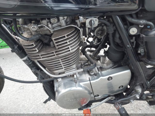 2017 YAMAHA SR400 JYARH04Y1HA000395 Photo 8