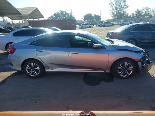 Honda Civic Lx 2017 2HGFC2F57HH543063 Image 13
