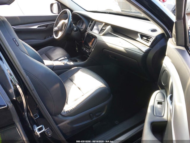 3PCAJ5BA1PF108546 Infiniti QX50