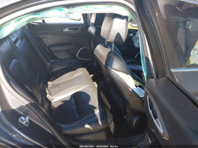 2017 ALFA ROMEO GIULIA ZARFAECN8H7556125 Photo 7