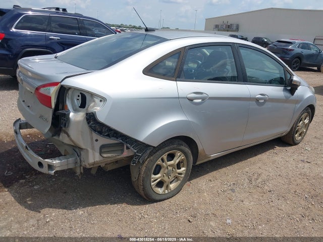 Ford 2014 2014 3FADP4BJ3EM133047 Image 4