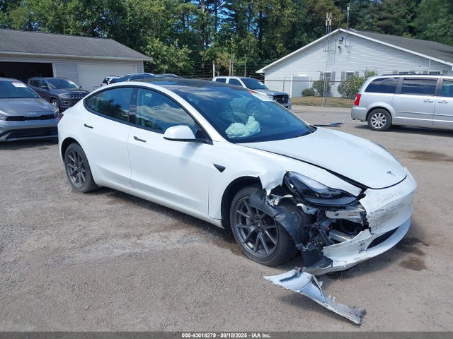 2022 TESLA MODEL 3 5YJ3E1EB6NF126497 Photo 0