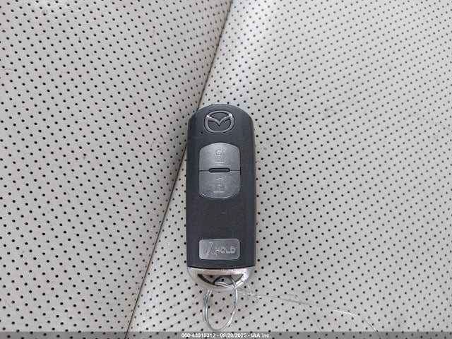 Mazda py 2016 JM3KE4DY3G0698736 Image 11