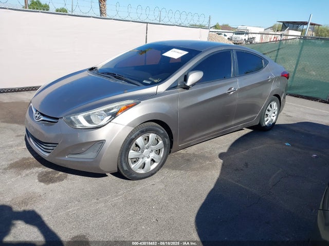 Hyundai dohc mpi nu 2015 5NPDH4AE1FH628575 Image 2
