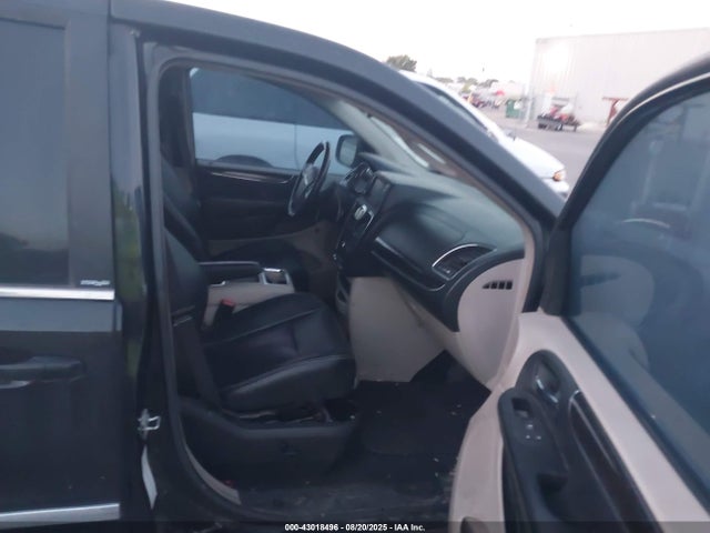 2C4RC1CG5ER180151 Chrysler 2014
