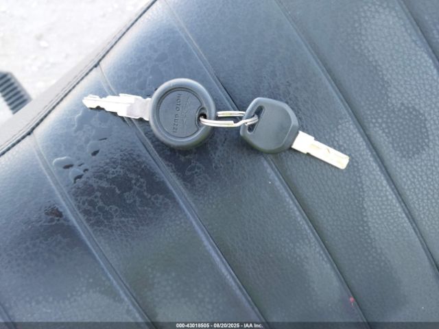 2023 MOTO GUZZI V7 ZGUKZUB05PM000675 Photo 10