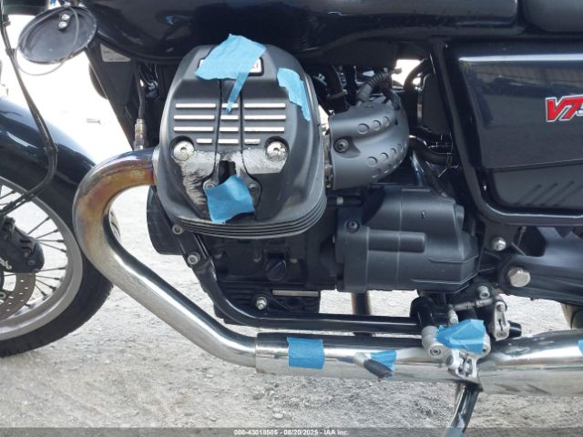 2023 MOTO GUZZI V7 ZGUKZUB05PM000675 Photo 8