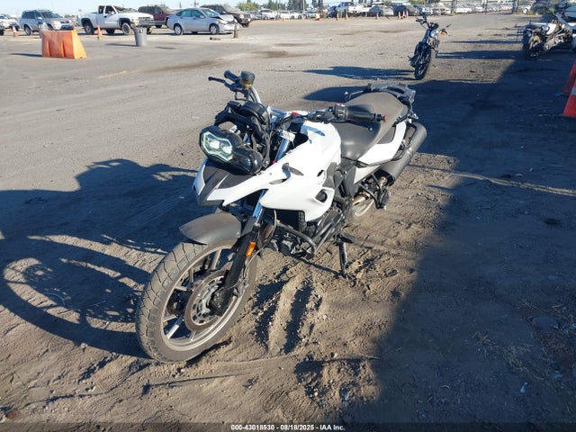WB10B1105EZF85644 BMW 2014