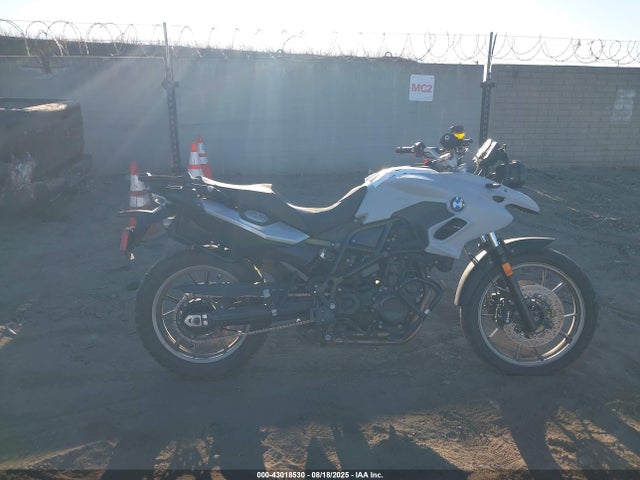 WB10B1105EZF85644 BMW 2014