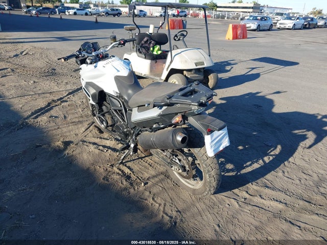 WB10B1105EZF85644 BMW 2014