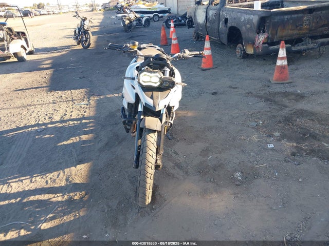 WB10B1105EZF85644 BMW 2014