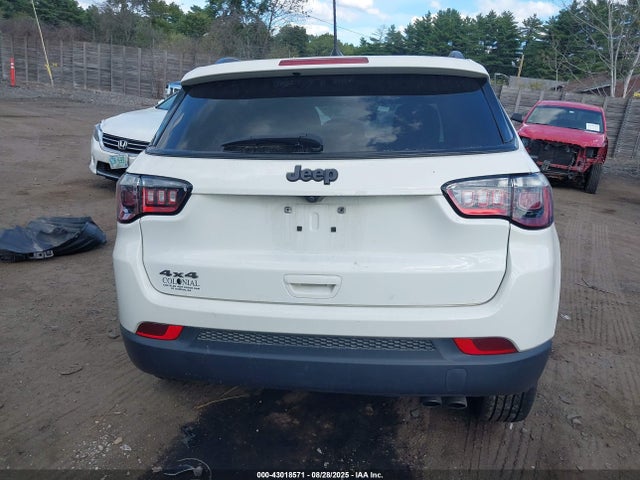 Jeep 2021 2021 3C4NJDEB9MT549497 Image 17
