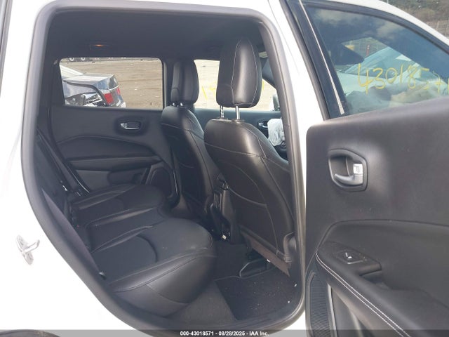 Jeep 2021 2021 3C4NJDEB9MT549497 Image 8
