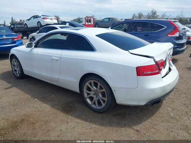 2012 AUDI A5 WAULFAFR4CA002899 Photo 2