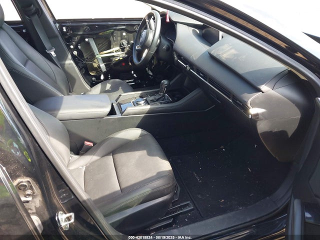3MZBPAAL6KM109952 Mazda py