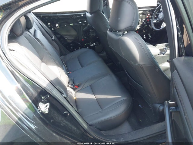 3MZBPAAL6KM109952 Mazda py