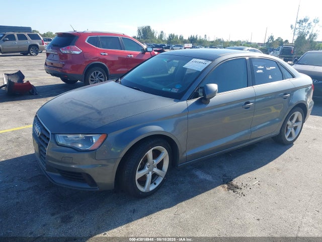 2015 AUDI A3 WAUACGFF7F1094412 Photo 1