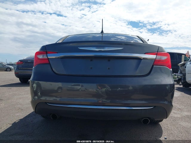 1C3CCBCG6EN185596 Chrysler 200