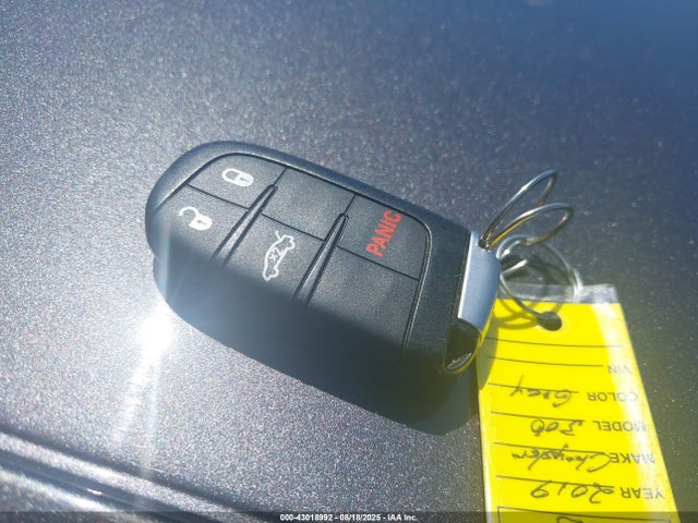 Chrysler 2019 2019 2C3CCAAG3KH542511 Image 11