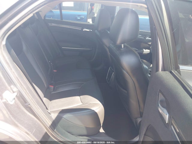 Chrysler 2019 2019 2C3CCAAG3KH542511 Image 8