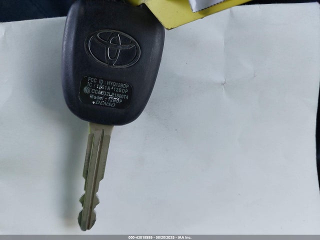 5TFAX5GN1LX173617 Toyota 2tr-fe