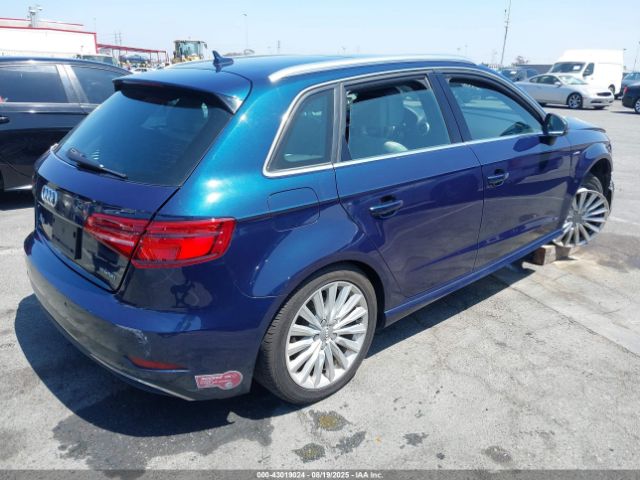 2018 AUDI A3 E-TRON WAUTPBFFXJA068007 Photo 3