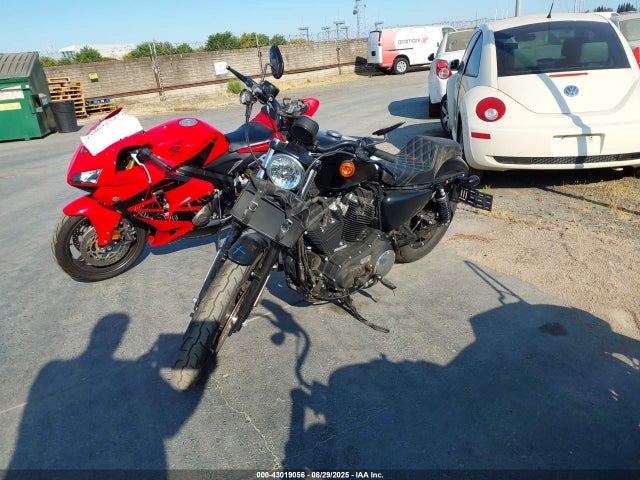 1HD4LE226MB403106 Harley-Davidson Iron 883