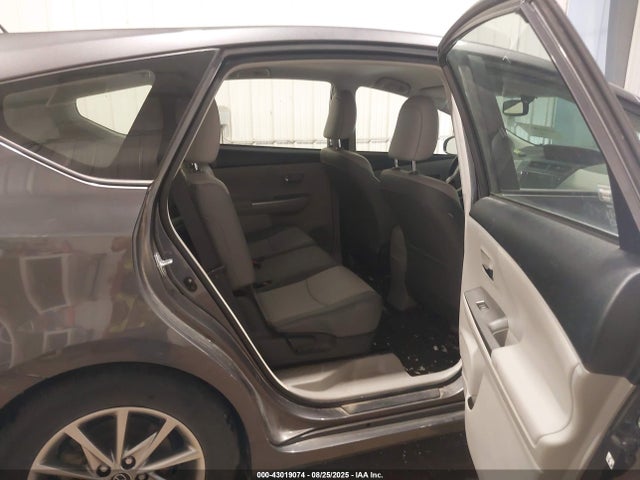 JTDZN3EU4FJ031504 Toyota 2zr-fxe+5jm