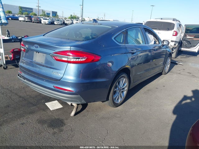 Ford 2019 2019 3FA6P0MU0KR208925 Image 4