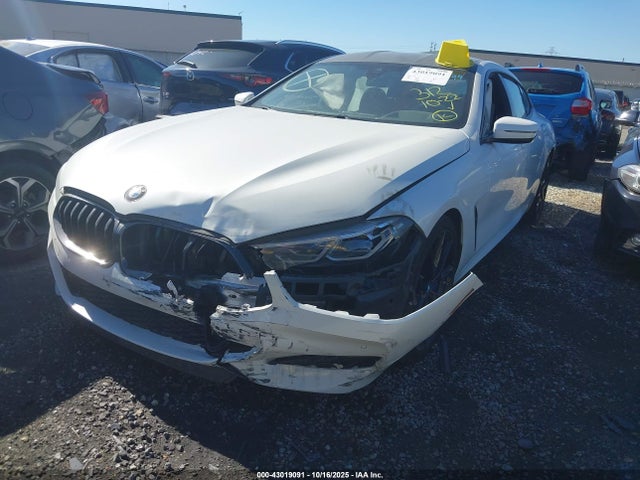 WBAGV8C0XNCJ03990 BMW m850i