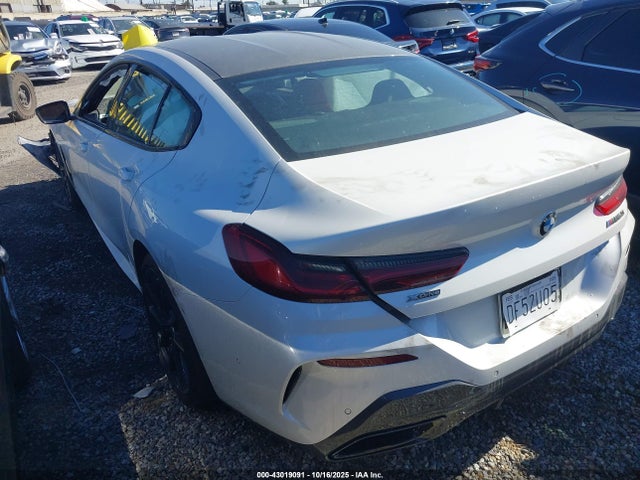 WBAGV8C0XNCJ03990 BMW m850i
