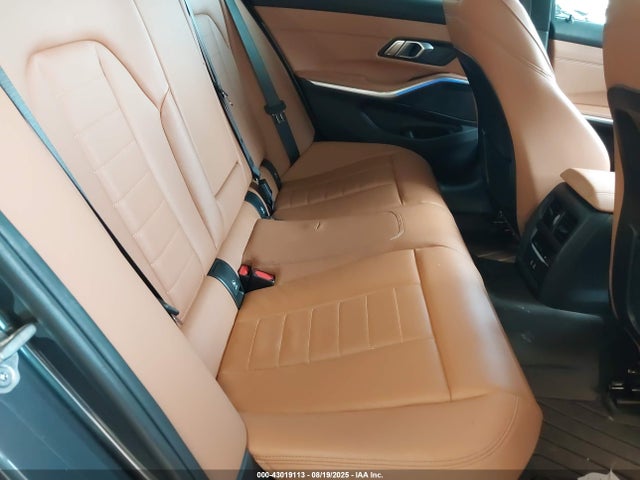 3MW5R1J04M8B55045 BMW 330I
