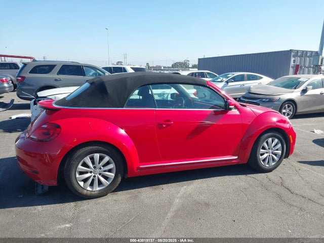 Volkswagen Beetle 2018 3VW5DAAT6JM516013 Image 14